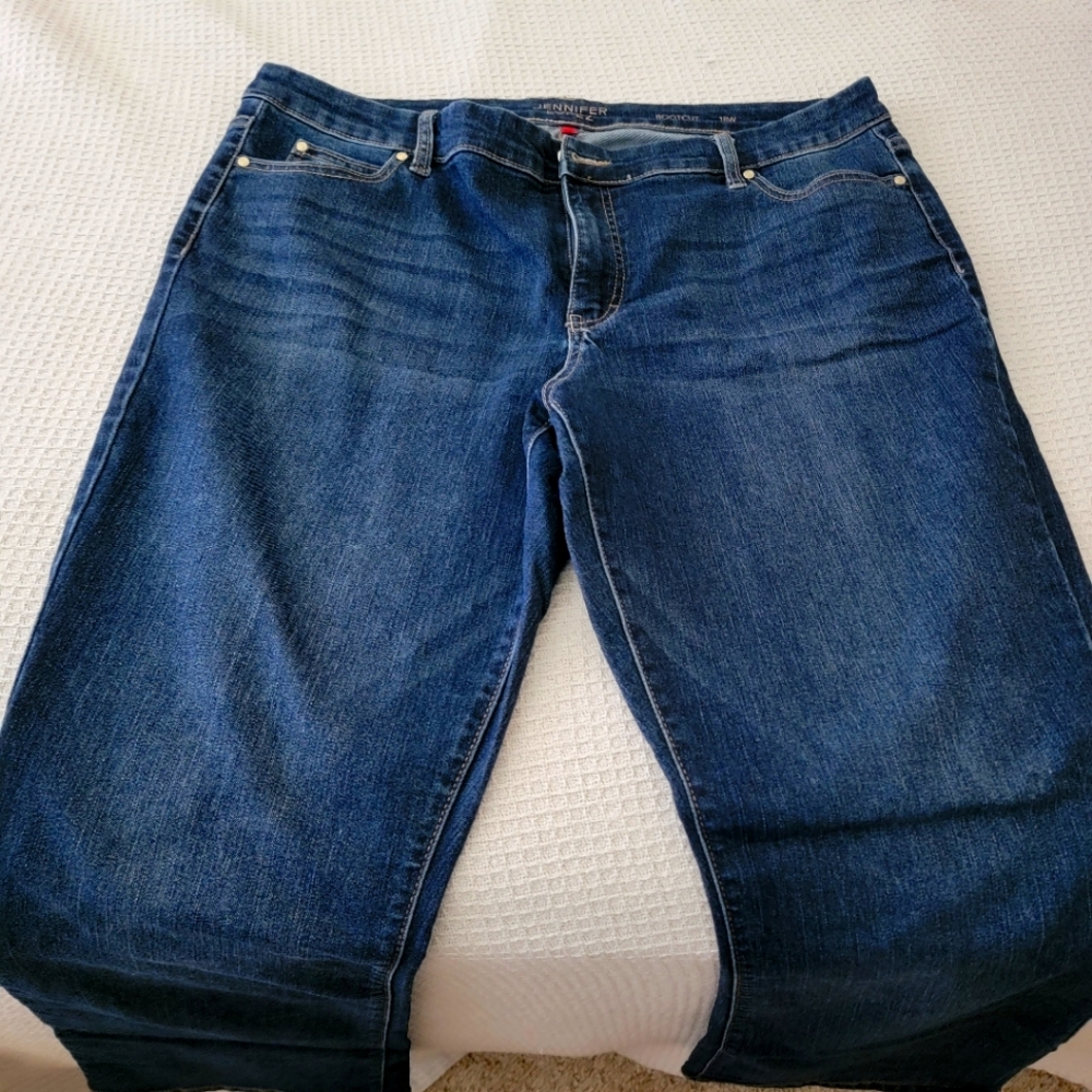 Jennifer Lopez bootcut jeans